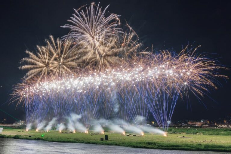 石和温泉花火大会